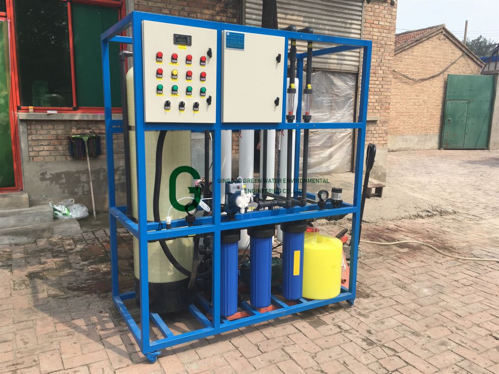 Containerized Water Treatment Plant with RO System to desalinate water