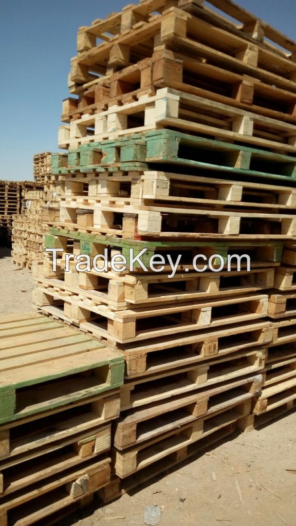 wooden pallets UAE-0555450341