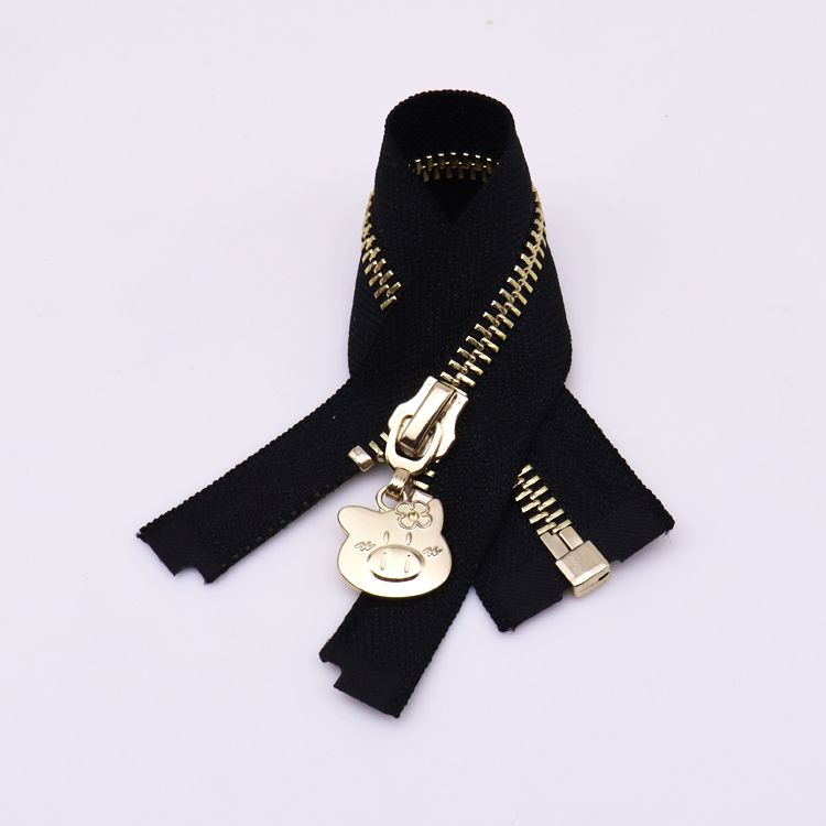 High Quality Long Chain Zipper With Metal Teeth Close End Zipper For Clothing And Luggage 