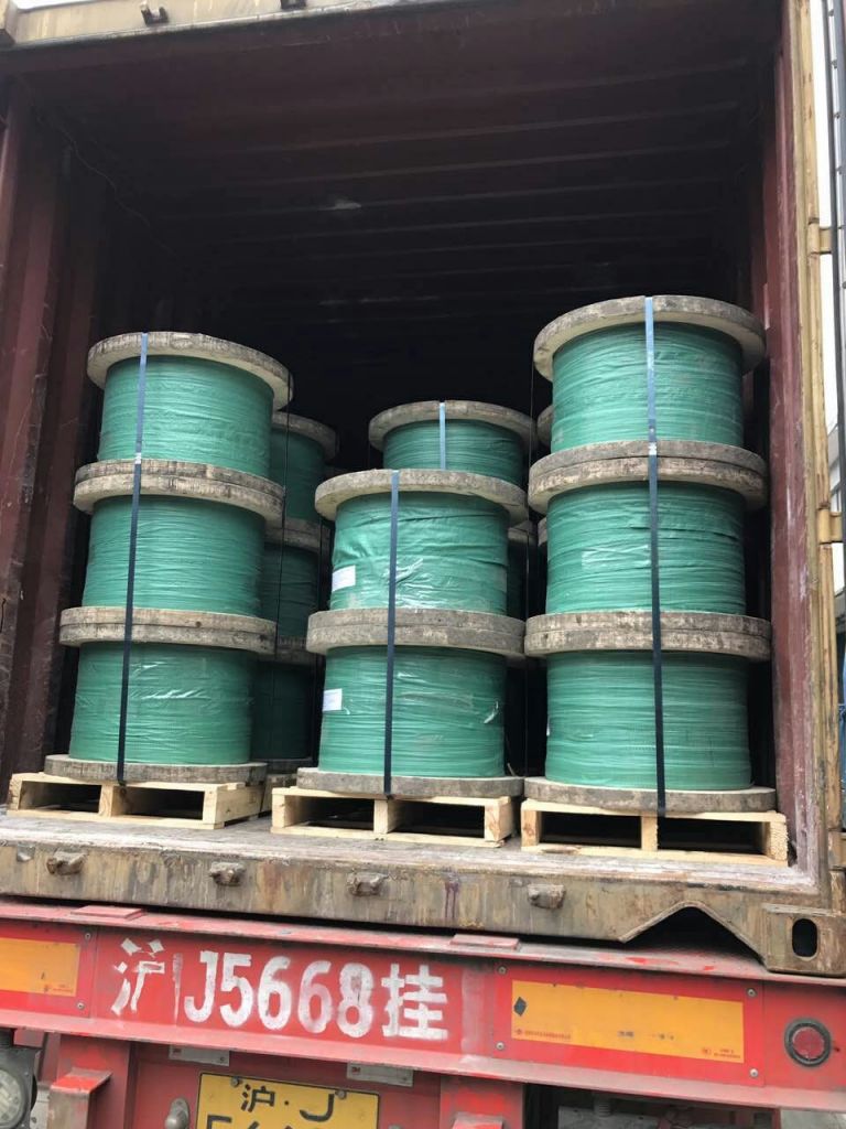 Phosphate coated steel wire for wire drawing