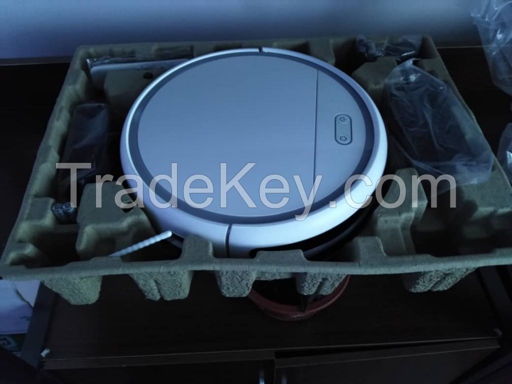  Robotic vacuum cleaner