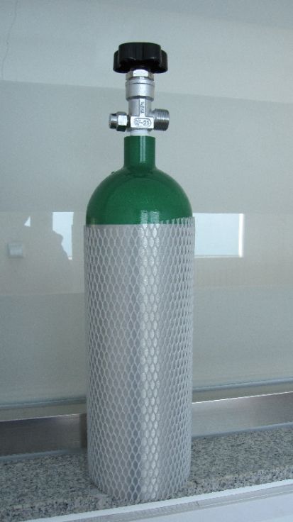 2L Steel Medical Item Industrial Colorless Gas Oxygen Cylinder 