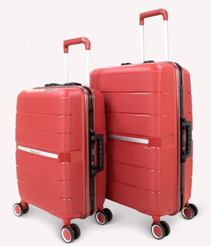 Factory offers high quality unbreakable PP luggage sets TSA lock rolling luggage