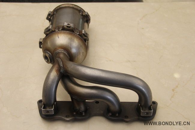 Exhaust Manifold Catalytic Conveter