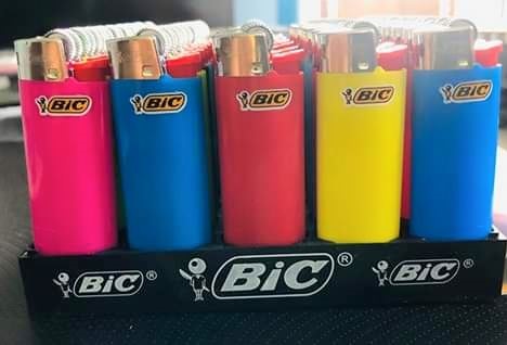 BUY MAXI J26 &amp; MINI J25 LIGHTERS &acirc; PACK OF 50 LIGHTERS WHOLESALE STOCK