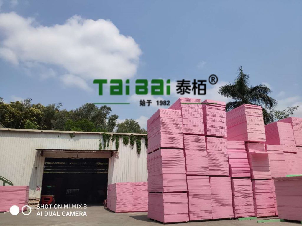 XPS foam board, pink building insulation board, roof insulation, water