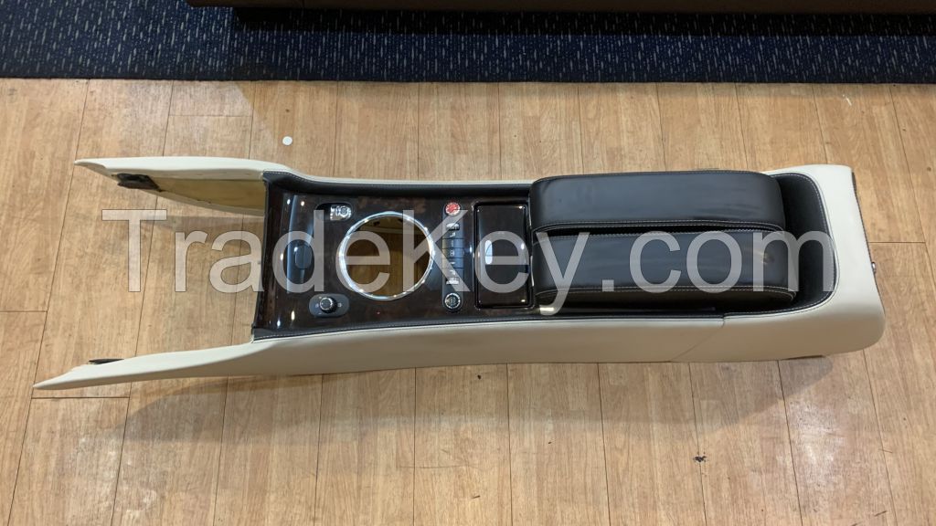 BENTLEY CONTINENTAL FLYING SPUR 2012 ARMREST CENTER CONSOLE