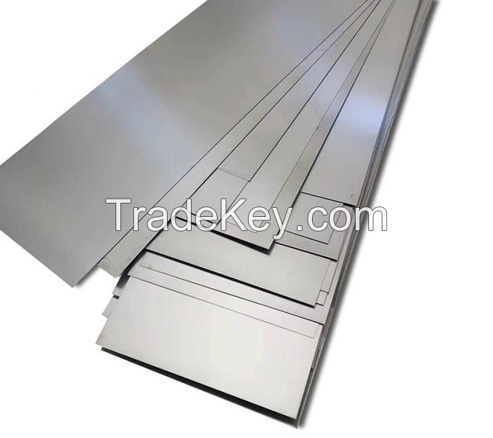 Titanium and titanium alloy plate used for equipment