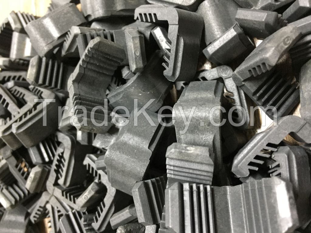 PLASTIC CORNER KEYS FOR BENDABLE SPACER BAR