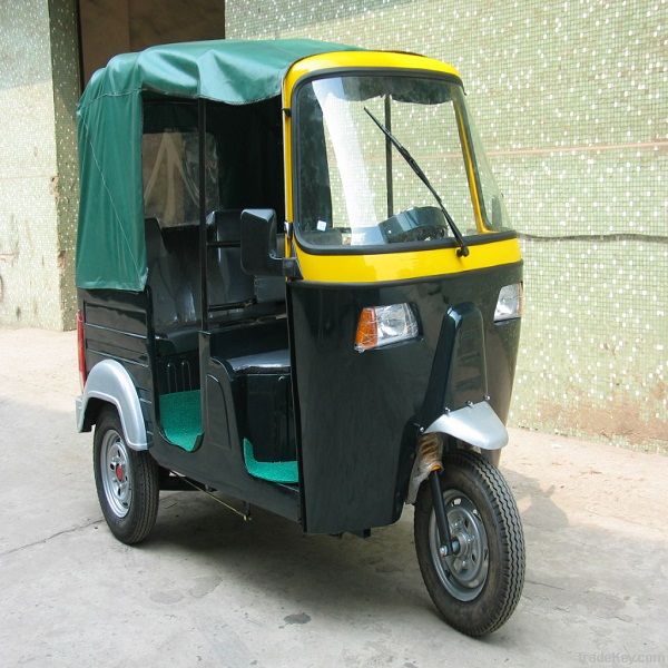 3 Wheel Auto Rickshaw