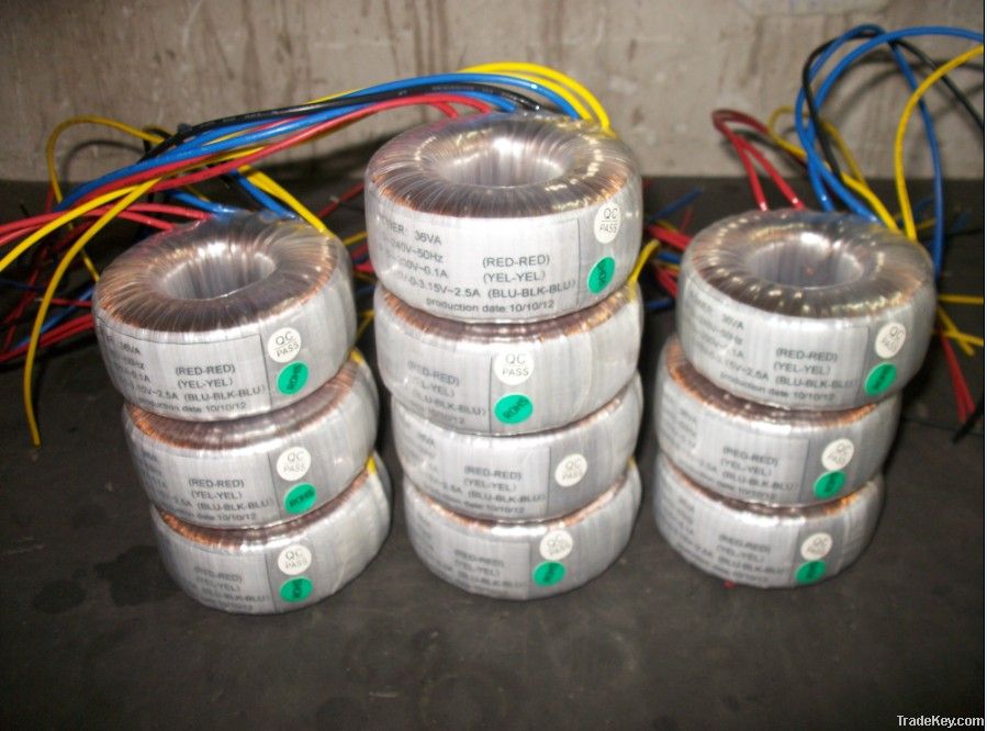 Toroidal lighting Transformer