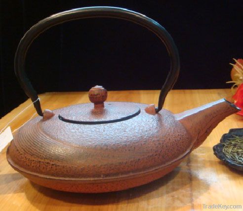 cast iron teapot