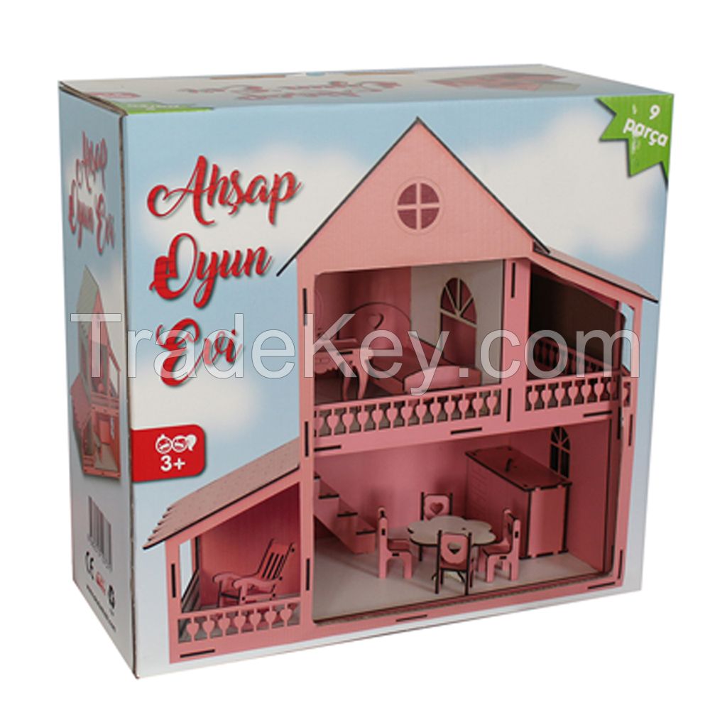 WOODEN DOLLHOUSE