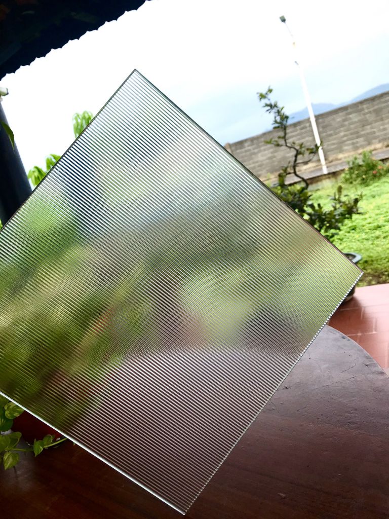 Tempered safety glass 