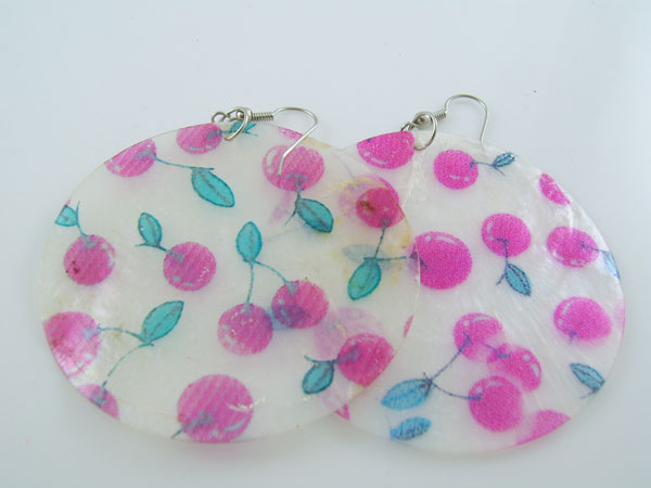 shell earring