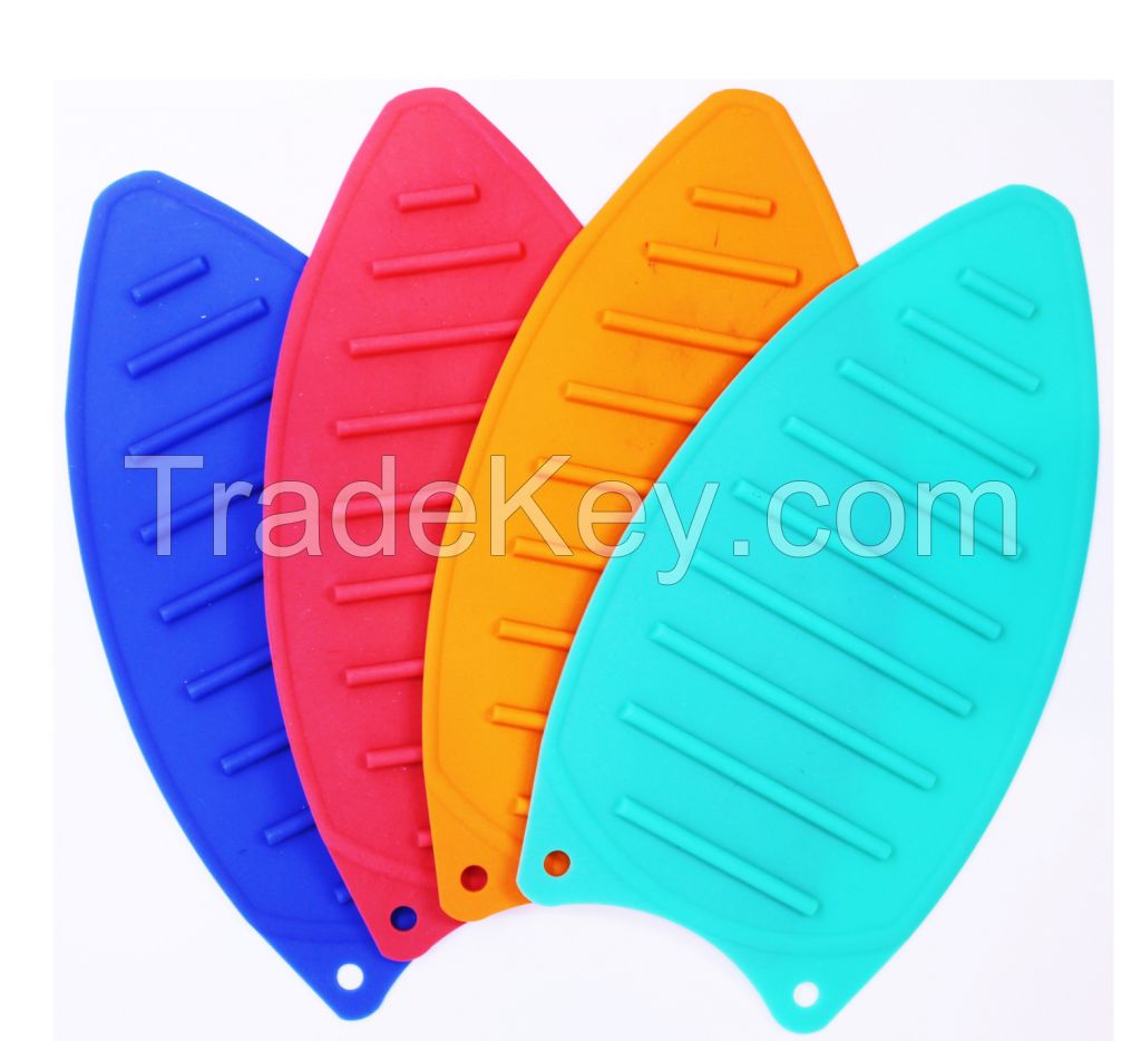 Kesaria Silicone Iron Rest Pad / Ironing Insulation Mat