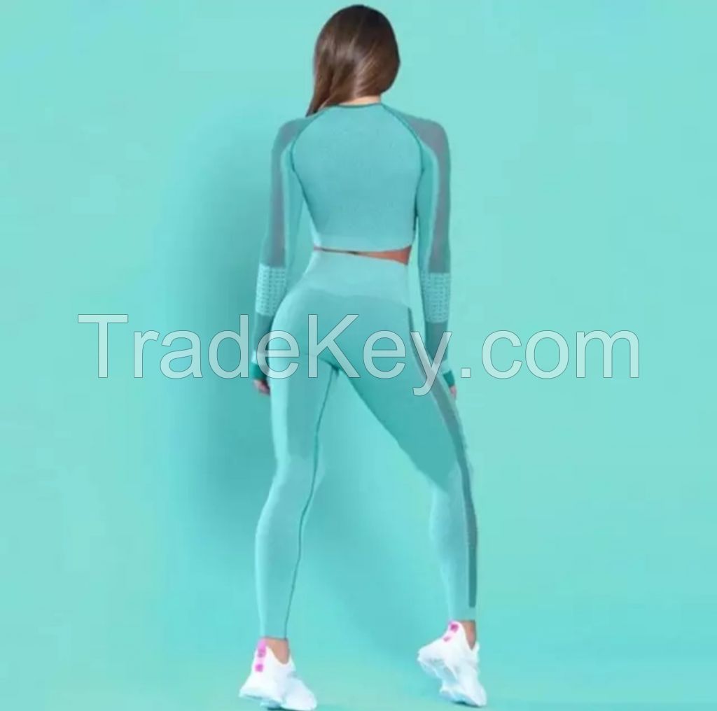 Gym/Yoga Suit specialized in fitness wear 