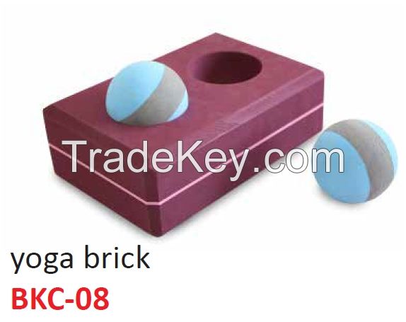 YOGA BRICK + MASSAGE BALL