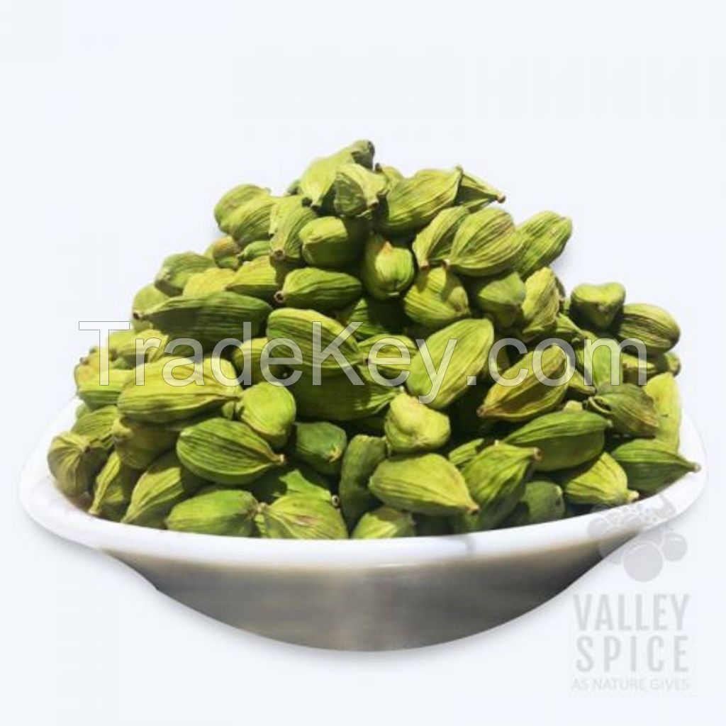 High quality Dried green cardamom / Dried Black cardamom/ Quality Green Cardamom