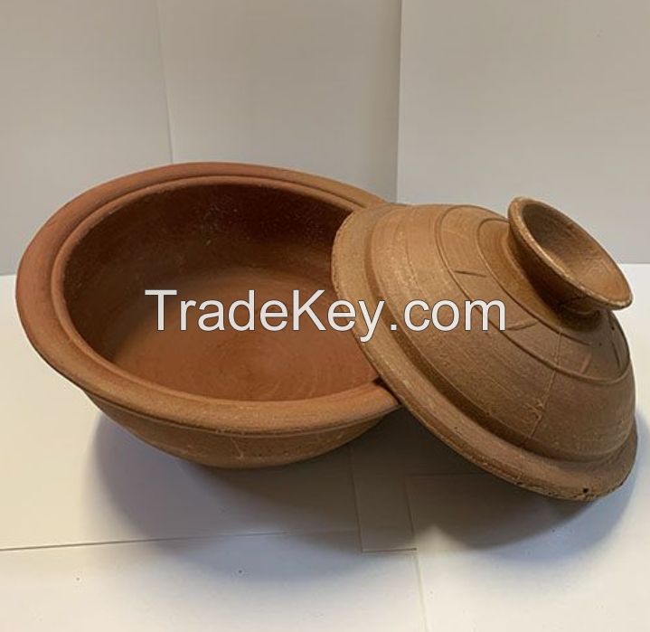 CLAY POTS, PLATES, COOKING POT