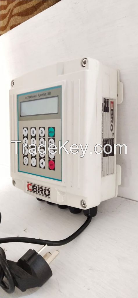 Clamp On Ultrasonic Flow Meter