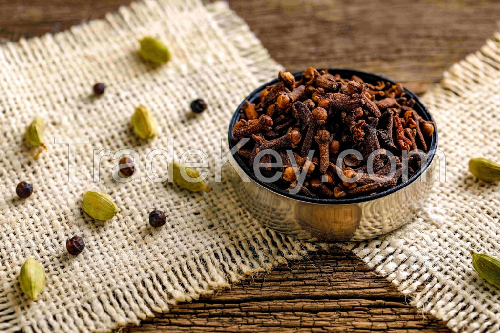 Cloves