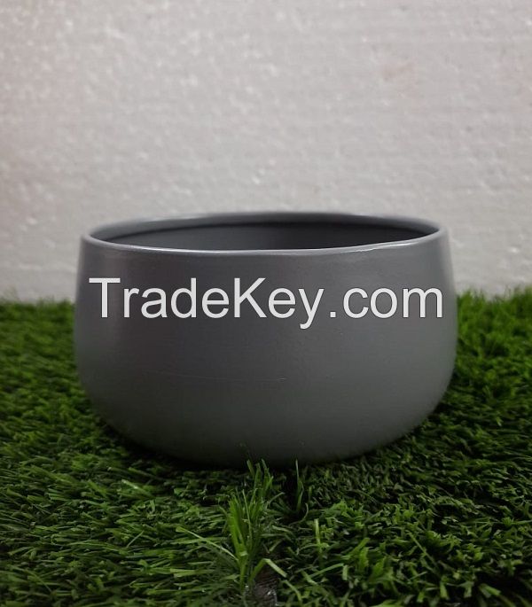 Round Metal Bowl Planter (Graphite Grey)