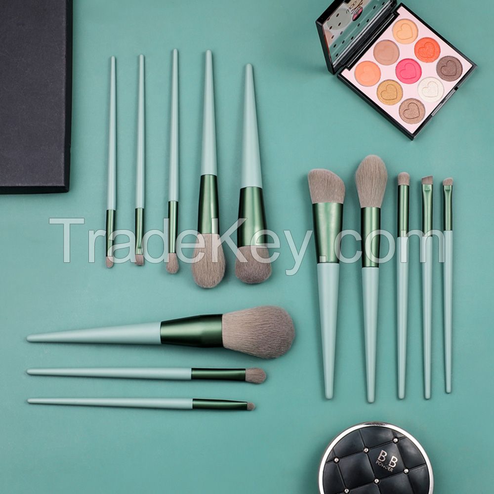 apered Green Bella Custom Makeup Brushes Set Private Label Pinky Makeup Brush Kit Make Up Tool Wooden Handle No Brand No Logo