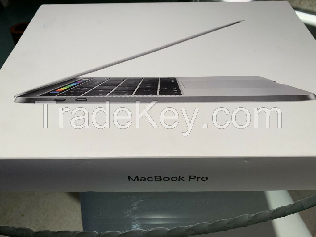 Apple MacBook Laptops