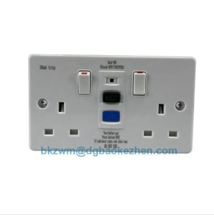 &acirc;Double Plastic RCD socket with switch