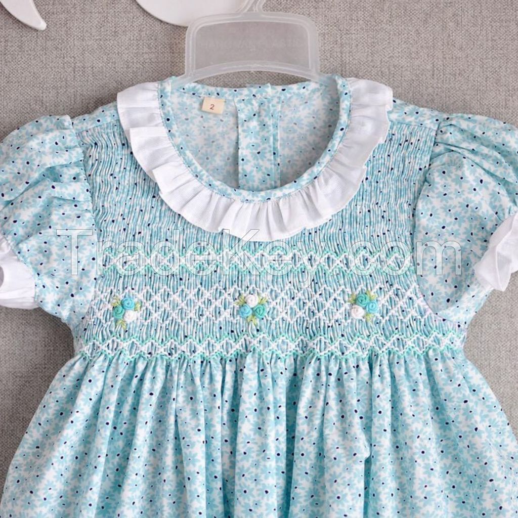 Hand smocked Bunniti BN250