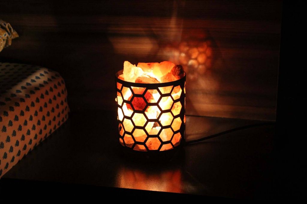 Salt lamp