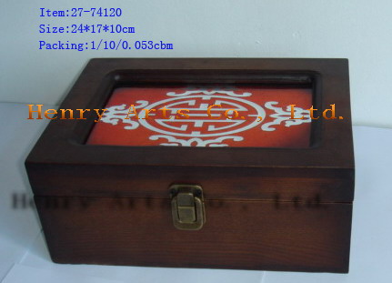 wooden jewelery box