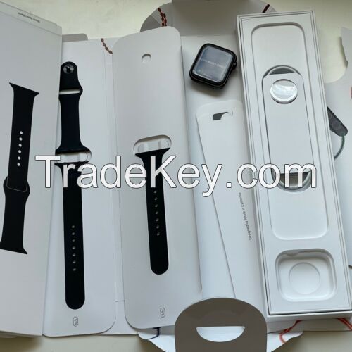 Watch Series 6 GPS 40mm Space Gray Aluminum Black Sport Band