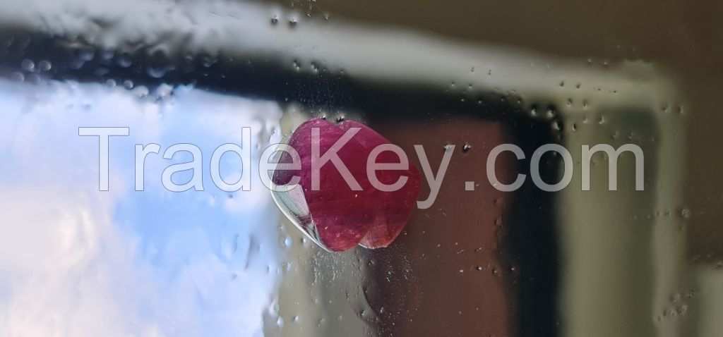 Natural Mozambique Ruby unheated 