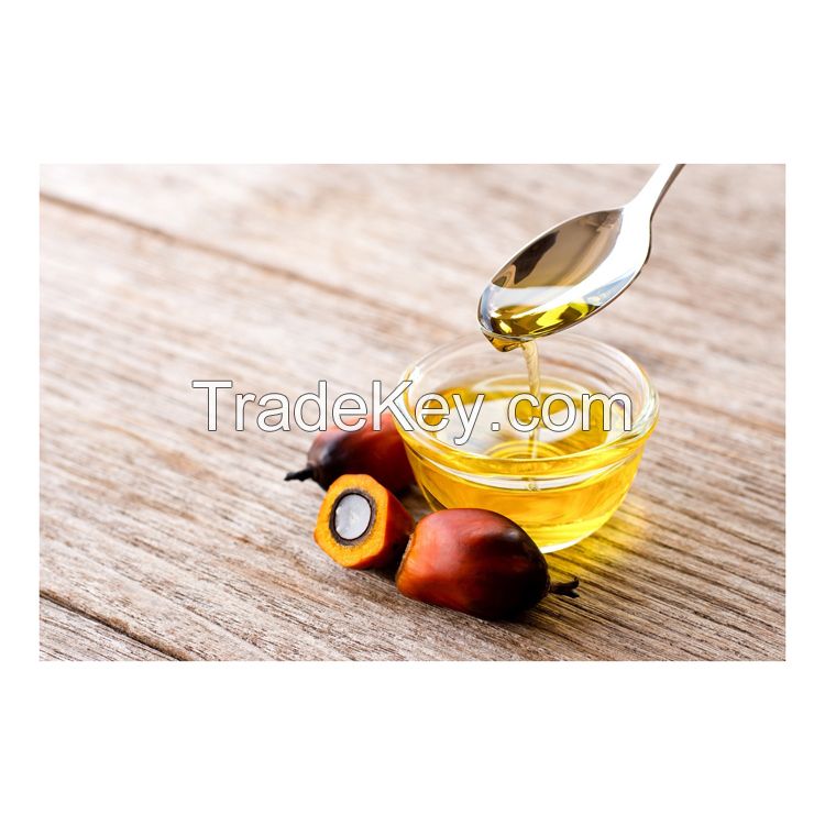 Red palm oil rich in nutrients for diverse applications