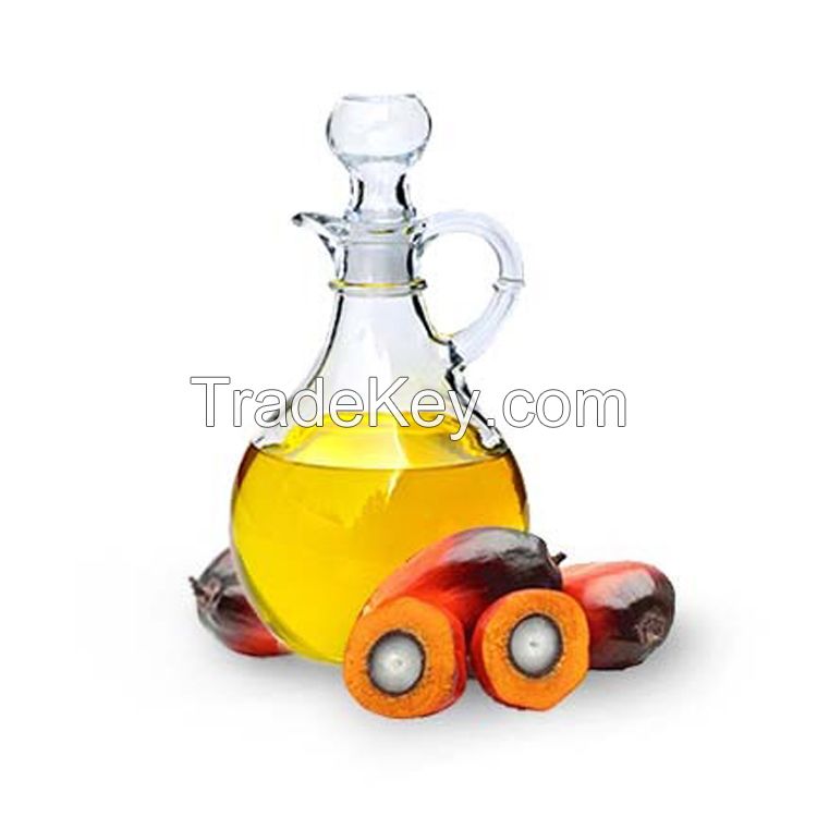 Red palm oil rich in nutrients for diverse applications