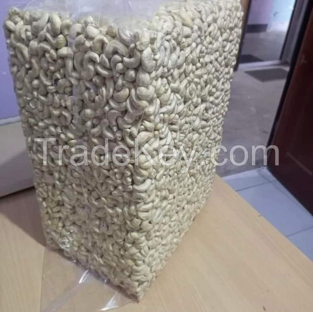 CASHEW NUT IN SHELL