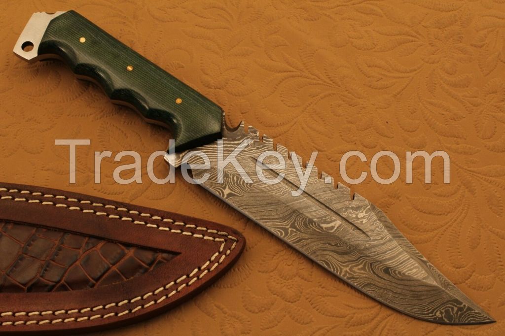 DAMASCUS STEEL HUNTING KNIFE