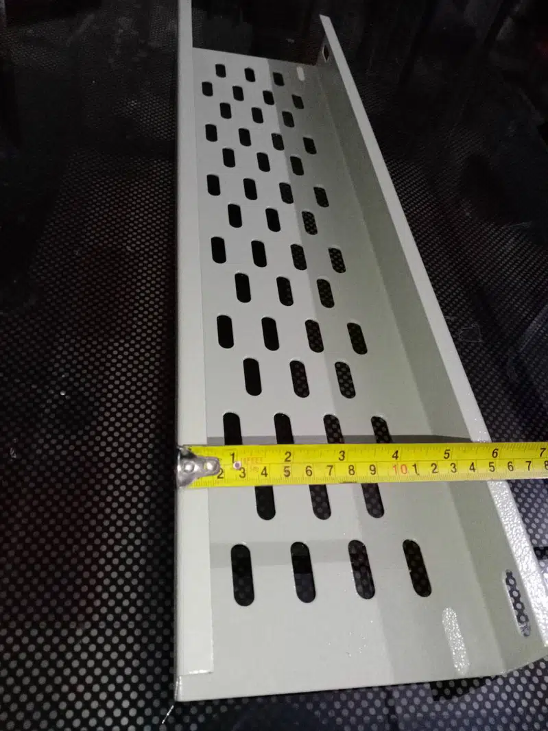Cable tray