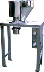 Grinding and granulating machine