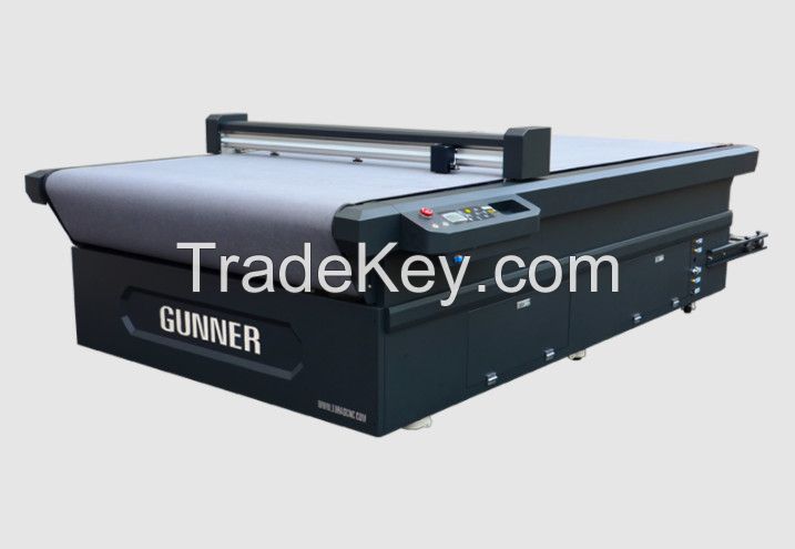 Gunner F Series Auto Fed Flatbed Digital Cutter       Advertising Signs Flatbed Cutter      