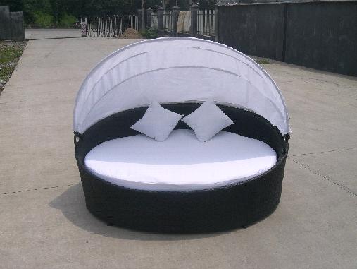 rattan bed