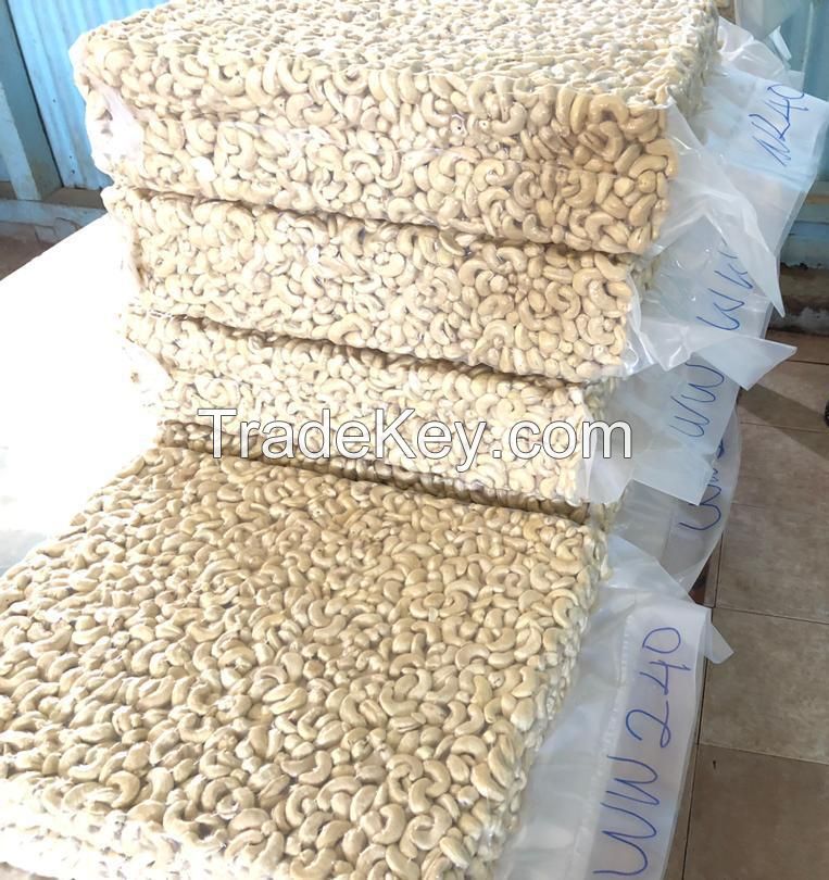 Cashew kernels W240 &amp; W 320