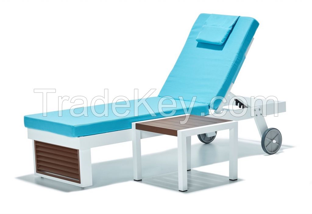 Alezia Aluminum Chaise Lounge - Blue - Outdoor Fabric