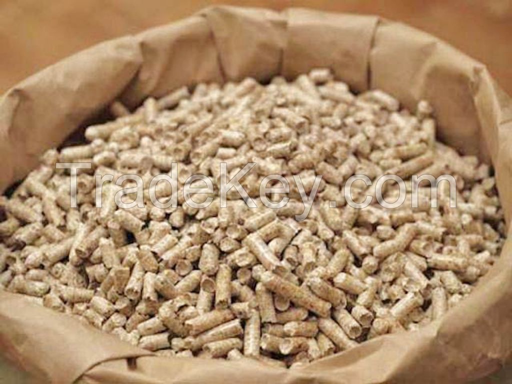 Wood pellets DIN plus (Spruce, Oak, Beech and pine)