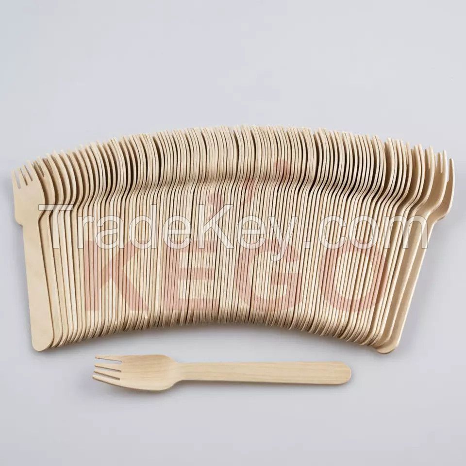 Vietnam Factory Supporting Customized Cutlery Set Knife Fork Disposable Wooden Spoon With Napkin Packaging