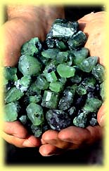 1800.00 ct rough High quality Emerald Lot