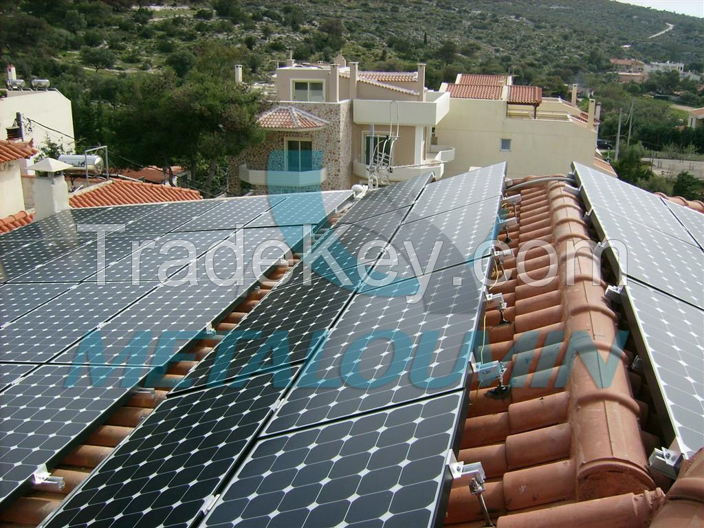 Tiled roof with hanger bolts or adjustable hooks mount systems