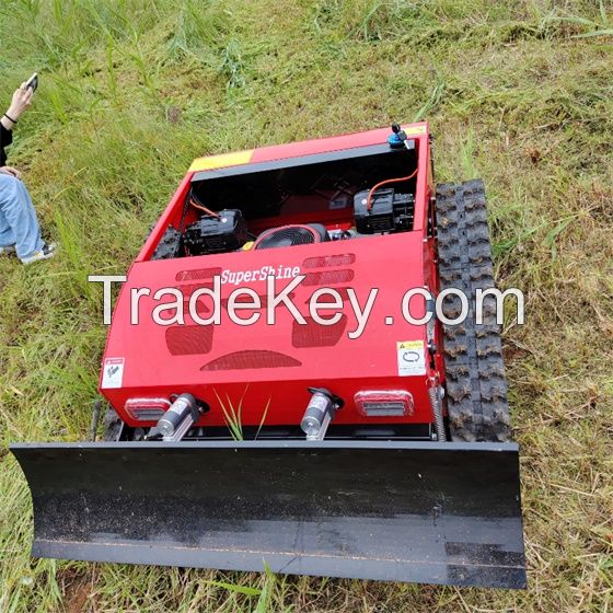 China Manufacturer Rubber Track Remote Operated Slope Mower (SSC800-150) with Best Price